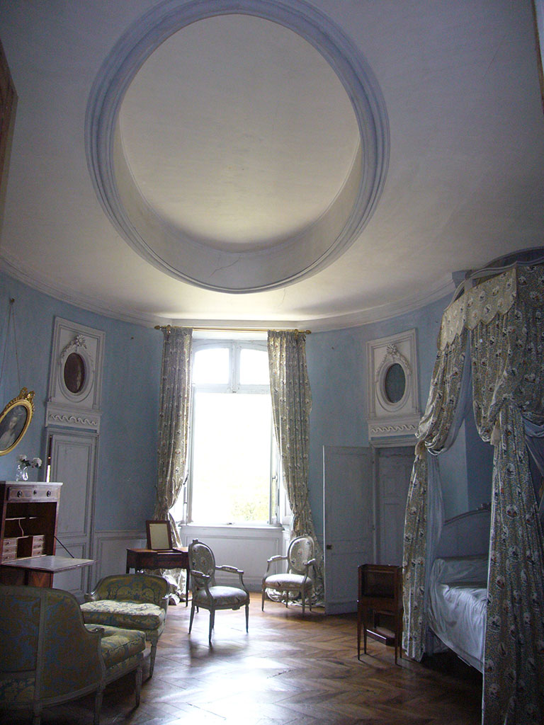 Chambre bleue du Château de St Géry
